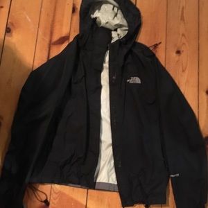 Black north face wind breaker